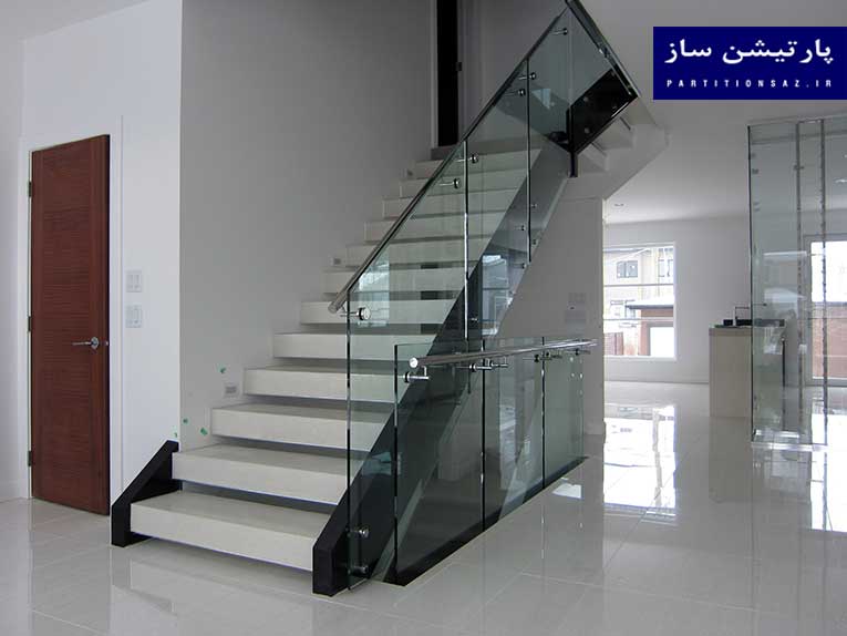 نرده های شیشه ای با طول عمر بالا